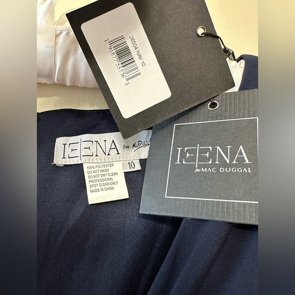 Size 10 navy blue formal dress Radiant V-neck Long Slit Dress by Mac Duggal New - Picture 2 of 5